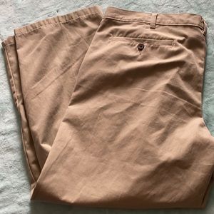 Men khaki pants